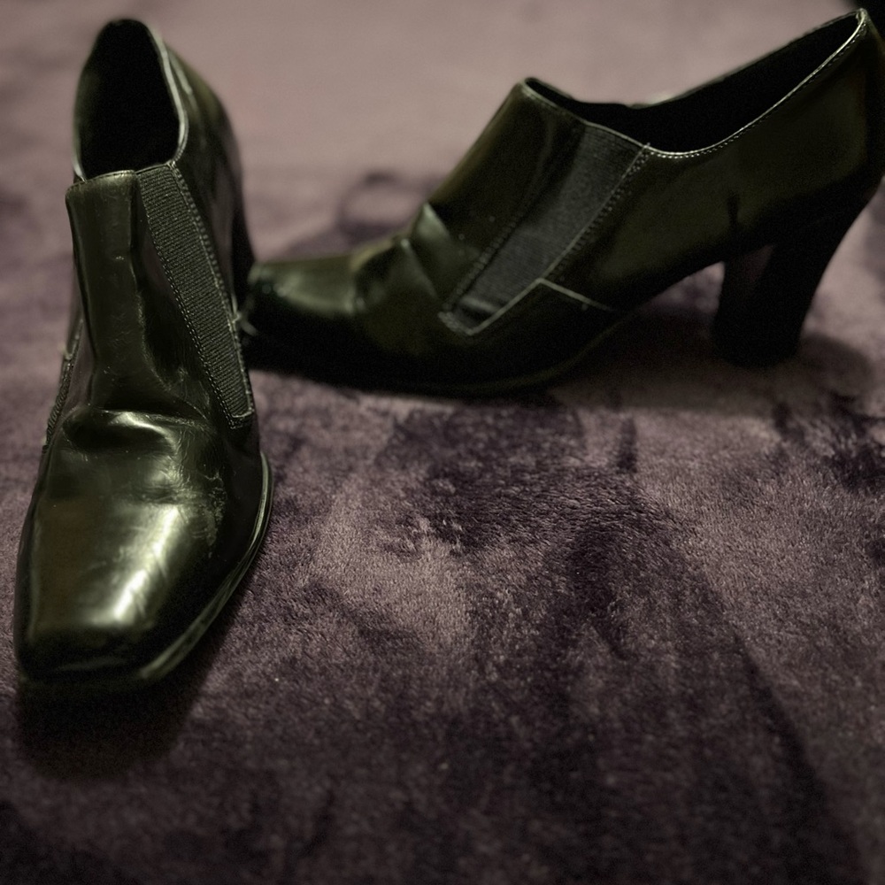 Sofft Black Heels